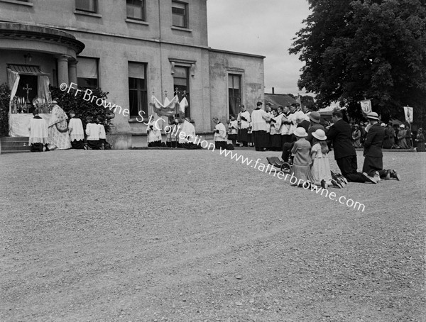 CORPUS CHRISTI PROCESSION